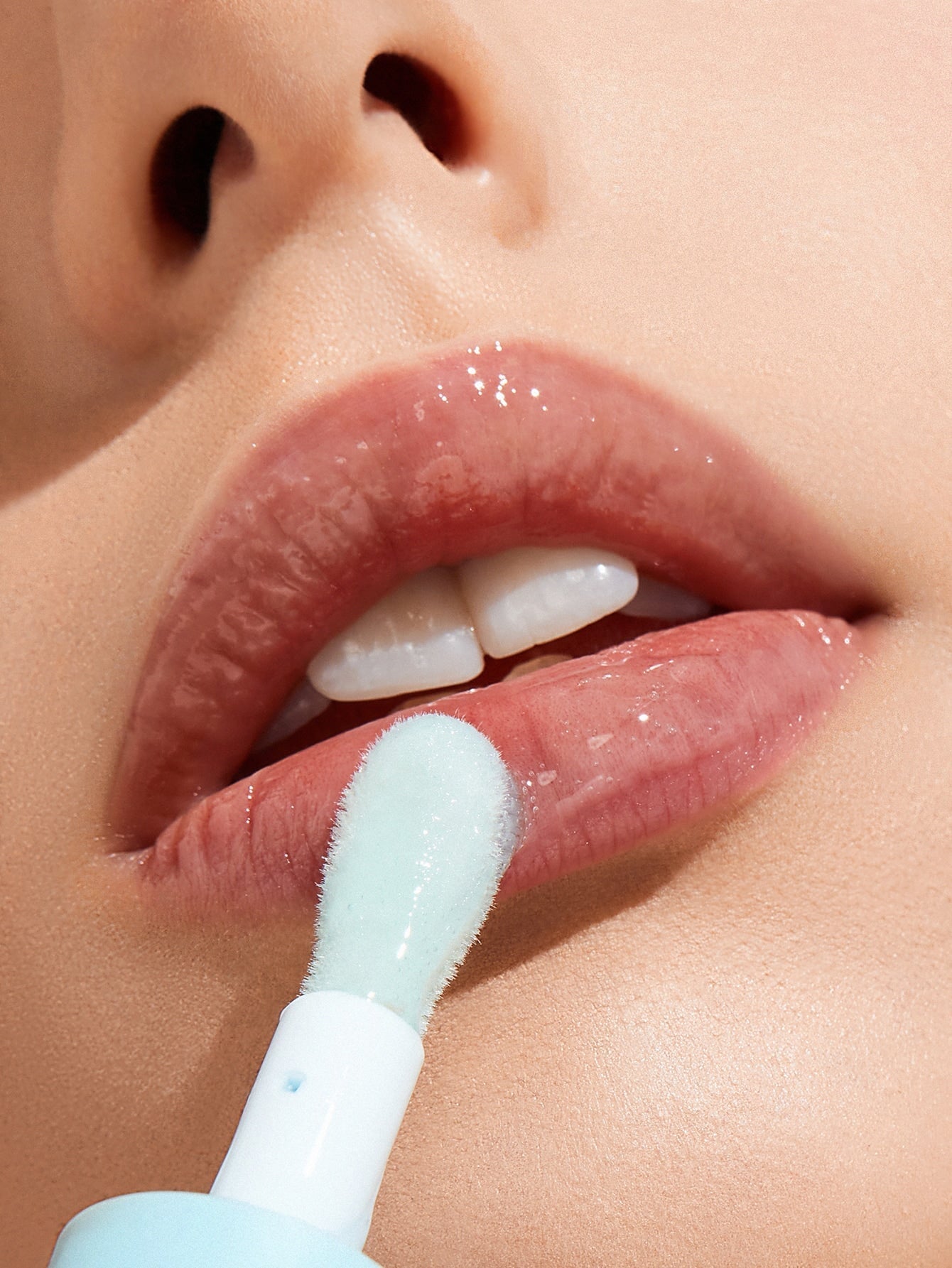 SHEGLAM Jelly Wow Hydrating Lip Oil-Mali-Blue Berry